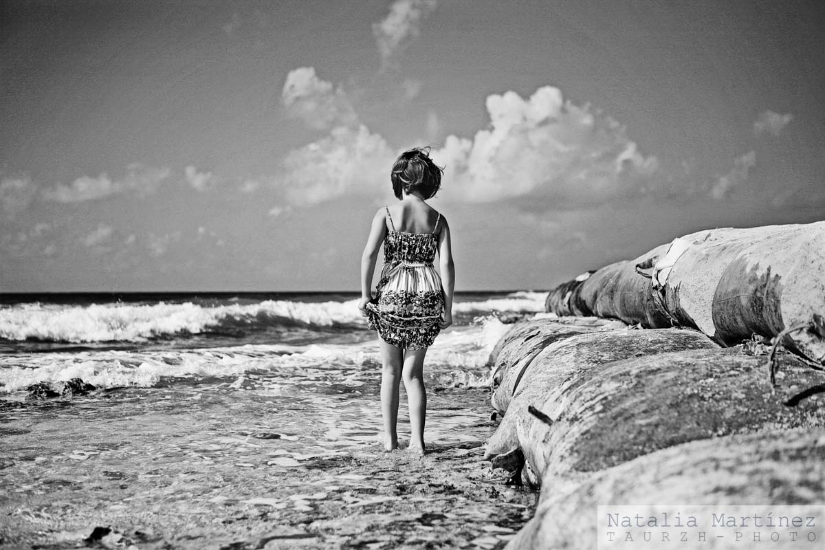 03_playadelcarmen_sesionfamiliar_familyshoot_kids_rivieramaya_kidsphotographer_fineartphoto