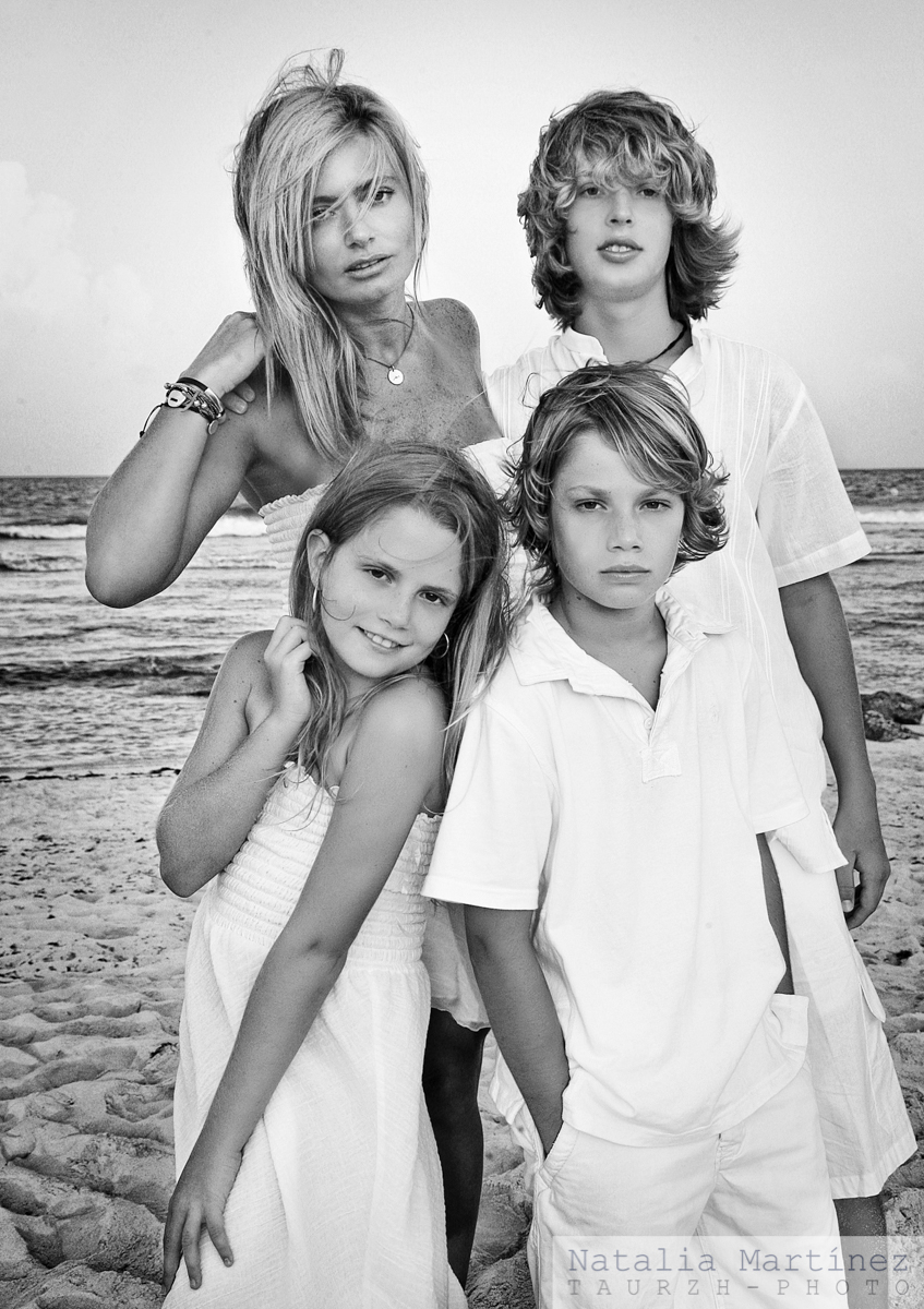 05_sesionfamiliarciudaddemexico_fotosfamiliaresplayadelcarmen_fotografociudaddemexico_fotografoplayadelcarmen_candidfamilyphotography_rivieramayaphotographer_playadelcarmenphotographer