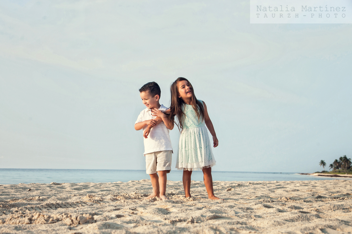 004_fotografocdmx_fotografoplayadelcarmen_mexicocityphotographer_fotosmaternidad_Fotos_Playa_RivieraMaya_Photographer_kids_Fotos_FamilyPhotos_RivieraMaya_Photographer_PlayadelCarmen