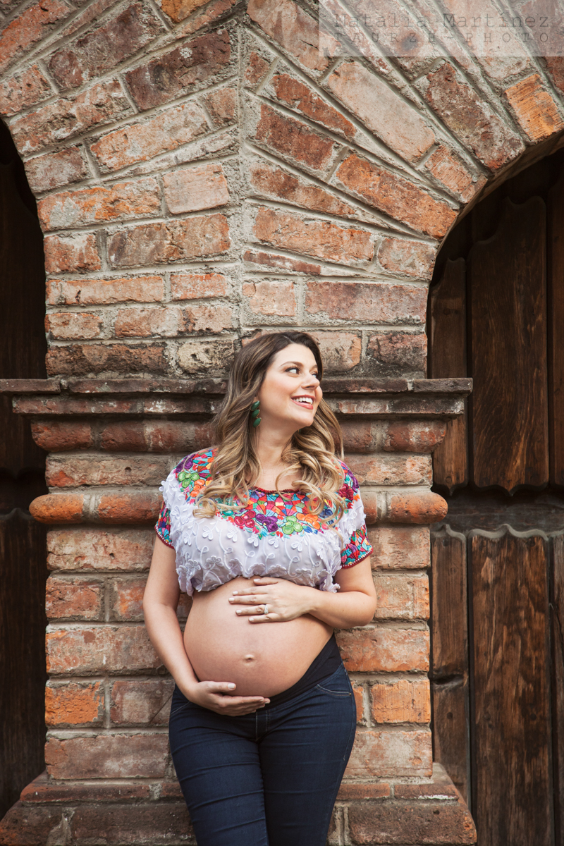 01_familyphotographer_Maternidad_FotosEmbarazo_FotografoCdMX_newmom_fotografodebebes_mexicocityphotographer_playadelcarmenphotographer_newborn_mexicocityphotoshoot_shootmytravel_styleyourselfie