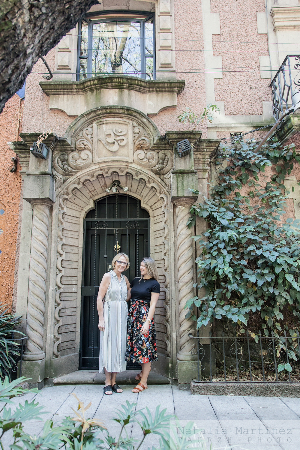 sesionfamiliarcdmx_mexicocityphotographer_fotografocdmx_packaphotographer_mexicocitylocalphotographer_fotografoplayadelcarmen_mexicocityvacation_shootmytravel_mexicocityfamilyphotoshoot_008