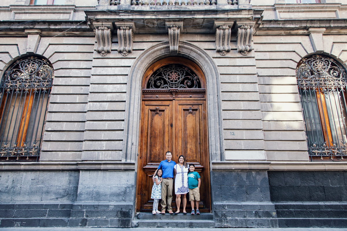 002_fotografocdmx_sesiónfamiliarcdmx_mexicocitylocalphotographer_couplephotoshoot_mexicocityphotographer_flytographermexicocity_sesiondematernidad_mexicocityphotoshoot_shootmytravelmexicocity