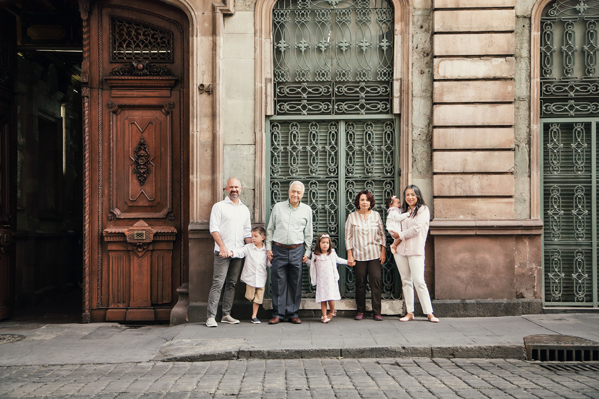 005_sesiónfamiliarcdmx_FotografoCdMX_mexicocitylocalphotographer_couplephotoshoot_mexicocityphotographer_flytographermexicocity_sesiondematernidad_mexicocityphotoshoot_shootmytravelmexicocity_