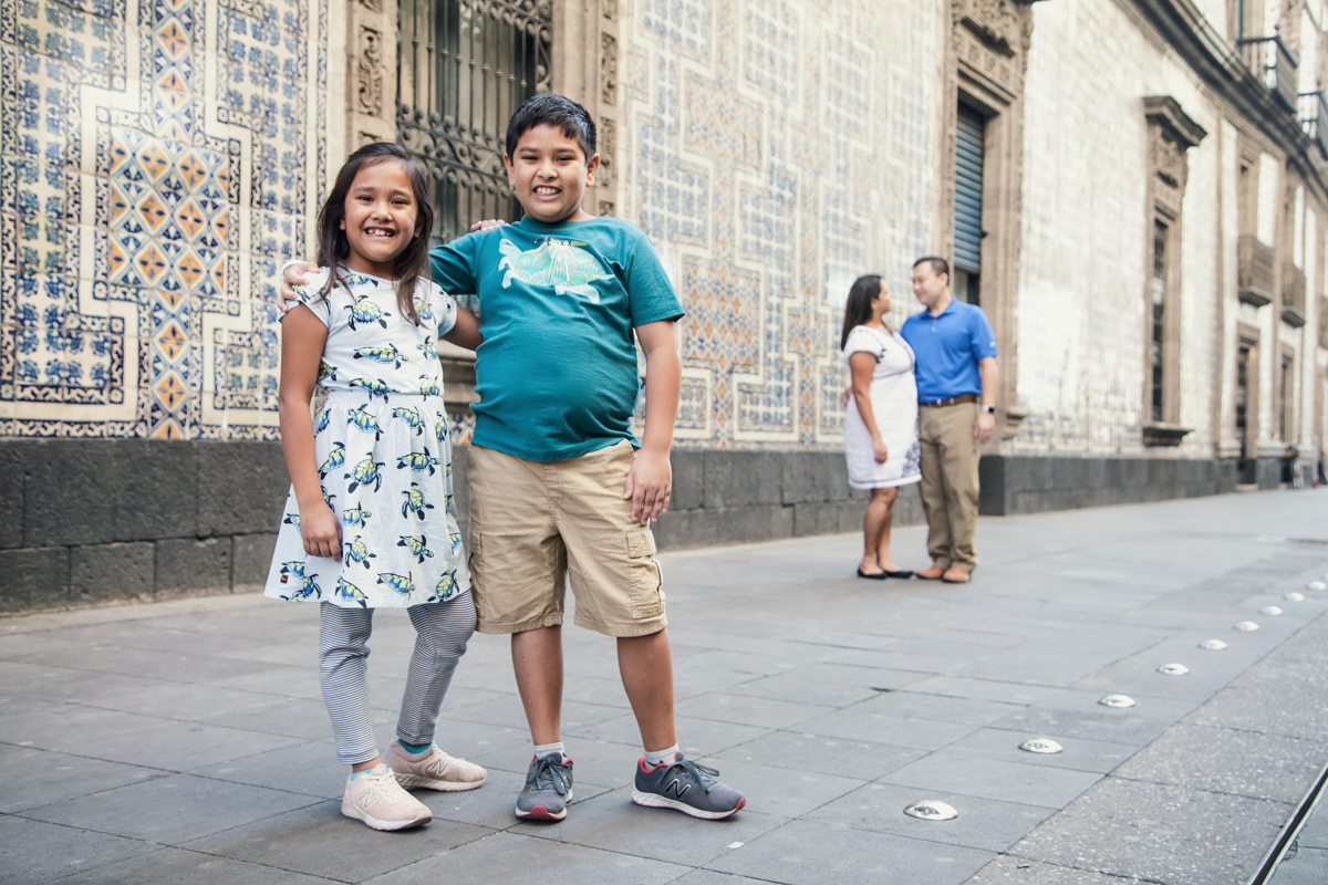 006_fotografocdmx_sesiónfamiliarcdmx_mexicocitylocalphotographer_couplephotoshoot_mexicocityphotographer_flytographermexicocity_sesiondematernidad_mexicocityphotoshoot_shootmytravelmexicocity