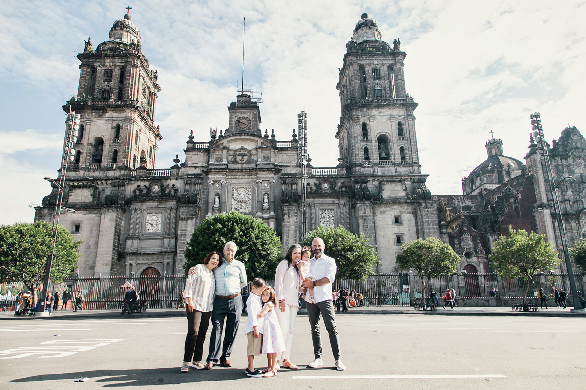 007_sesiónfamiliarcdmx_FotografoCdMX_mexicocitylocalphotographer_couplephotoshoot_mexicocityphotographer_flytographermexicocity_sesiondematernidad_mexicocityphotoshoot_shootmytravelmexicocity_