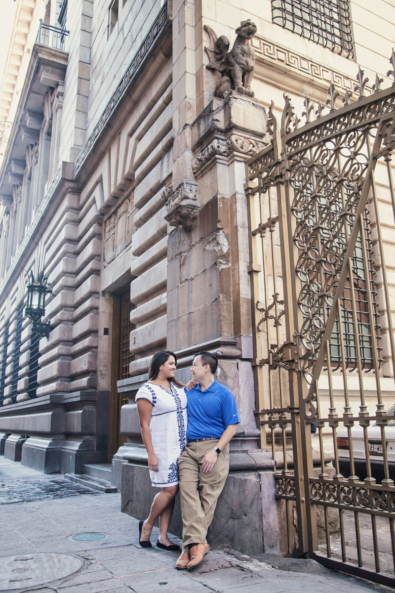 013_fotografocdmx_sesiónfamiliarcdmx_mexicocitylocalphotographer_couplephotoshoot_mexicocityphotographer_flytographermexicocity_sesiondematernidad_mexicocityphotoshoot_shootmytravelmexicocity