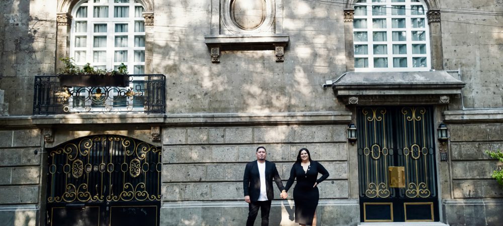 Mexico City Couple Photo Shoot at Roma